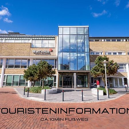 Grosszuegige Ferienwohnung Mit Terrasse Бюзум Экстерьер фото