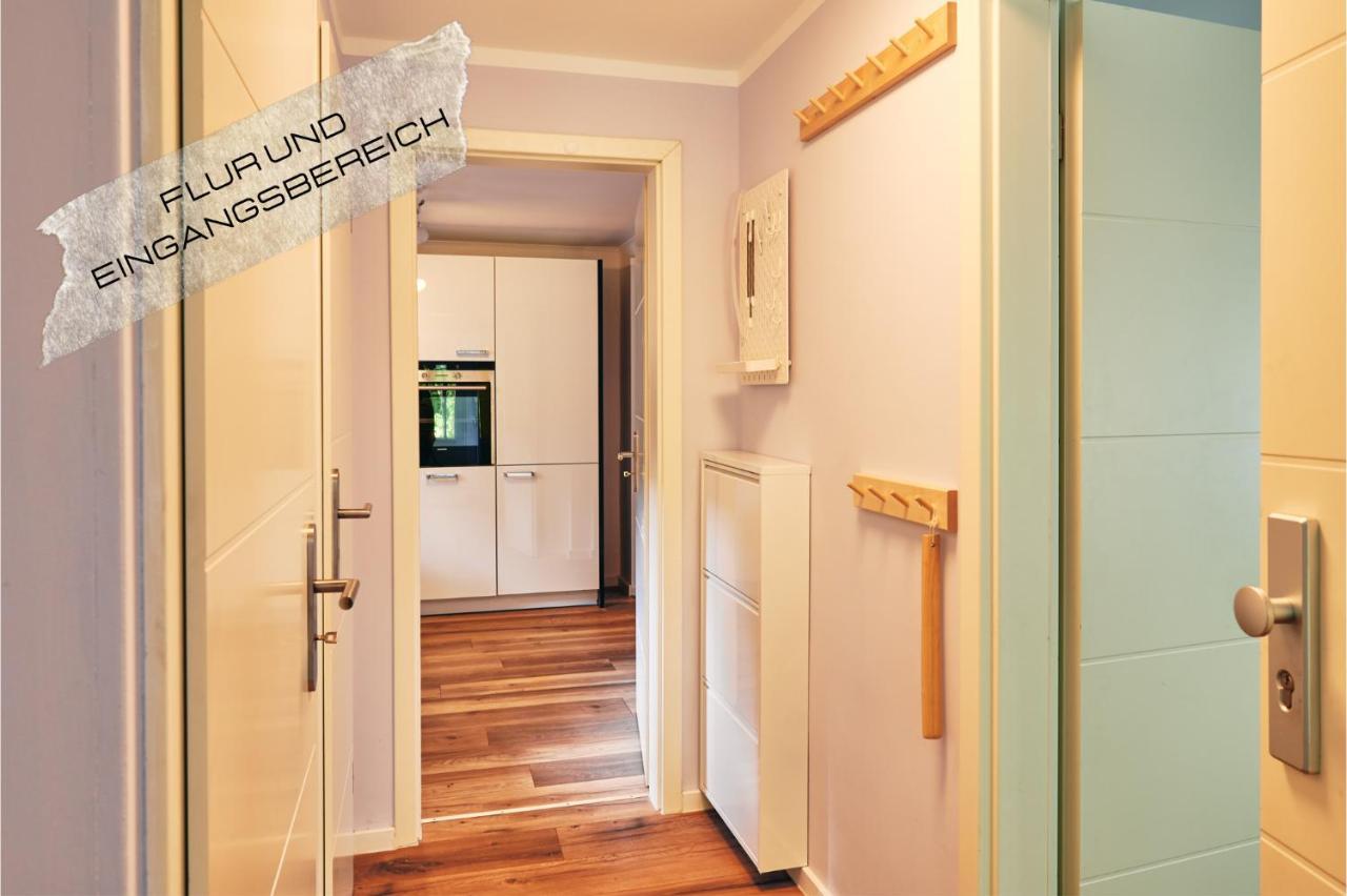 Grosszuegige Ferienwohnung Mit Terrasse Бюзум Экстерьер фото